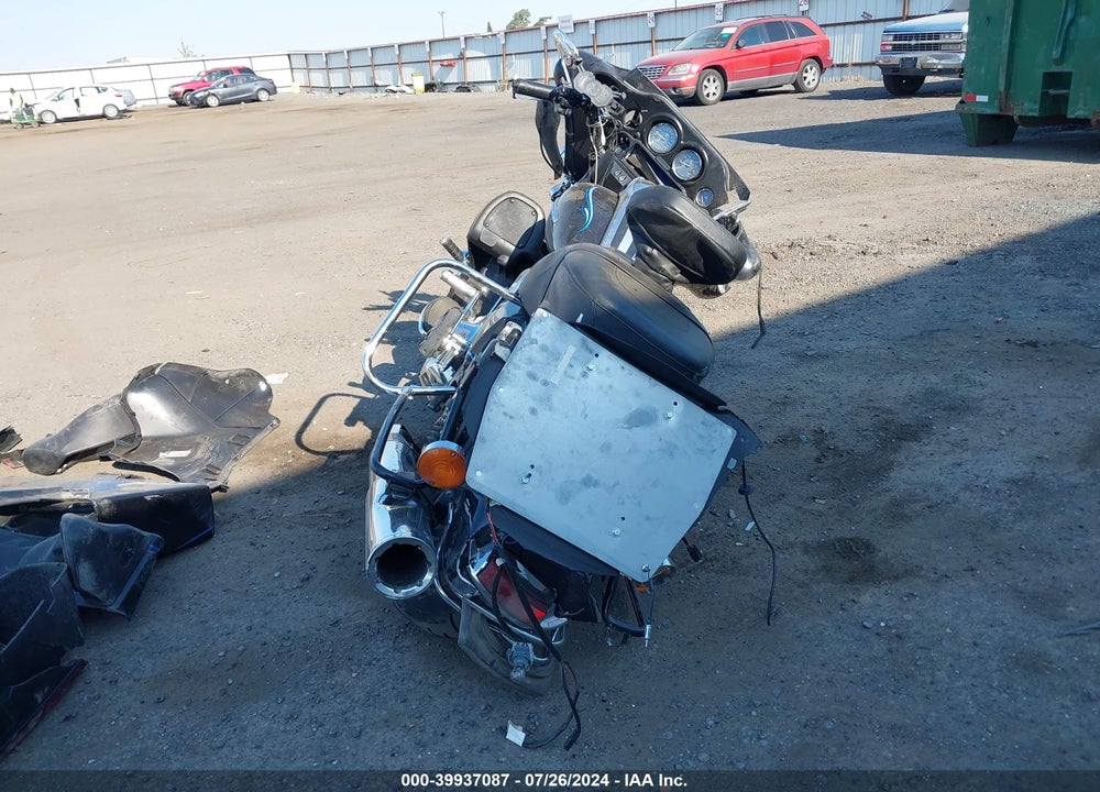 2013 HARLEY-DAVIDSON FLHTK ELECTRA GLIDE ULTRA LTD VIN: 1HD1KEM1XDB681503