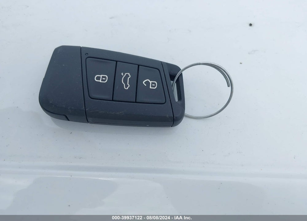 2019 VOLKSWAGEN ARTEON 2.0T SE VIN: WVWBR7AN2KE000377
