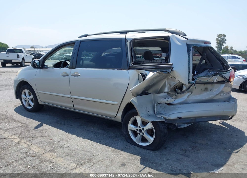 2006 TOYOTA SIENNA CE VIN: 5TDZA23C76S537377