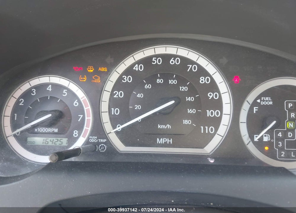 2006 TOYOTA SIENNA CE VIN: 5TDZA23C76S537377