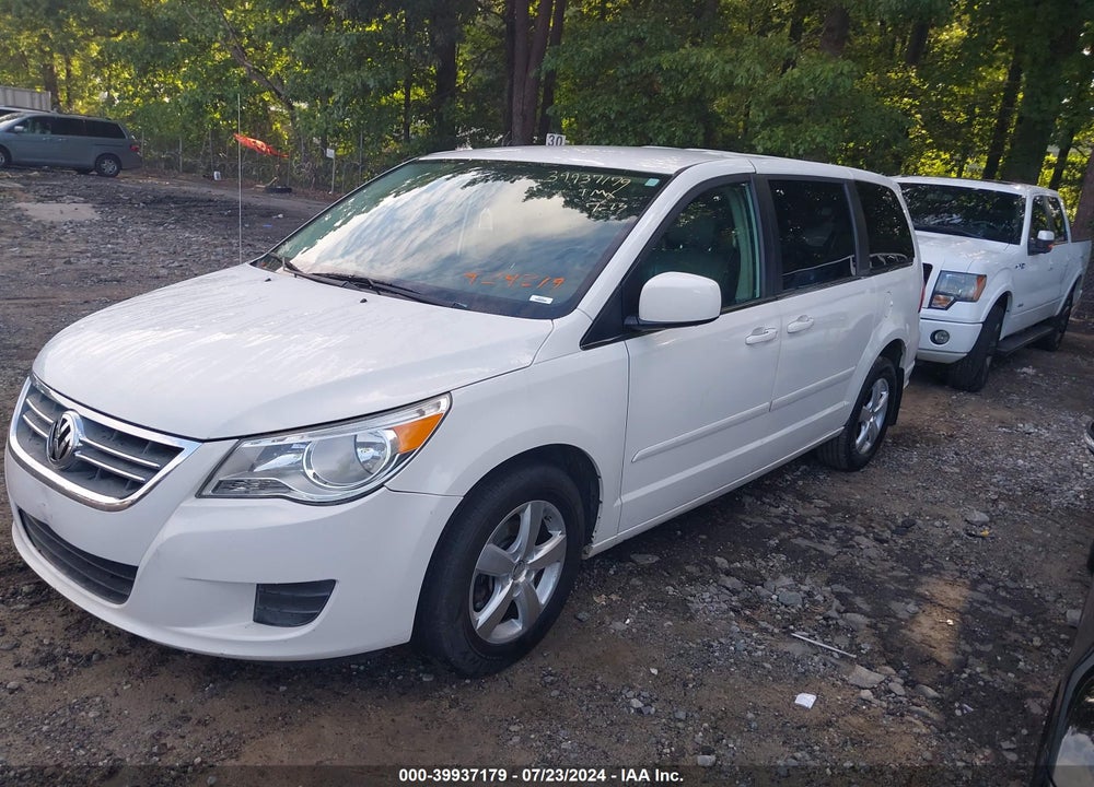 2010 VOLKSWAGEN ROUTAN SE VIN: 2V4RW3D10AR424379
