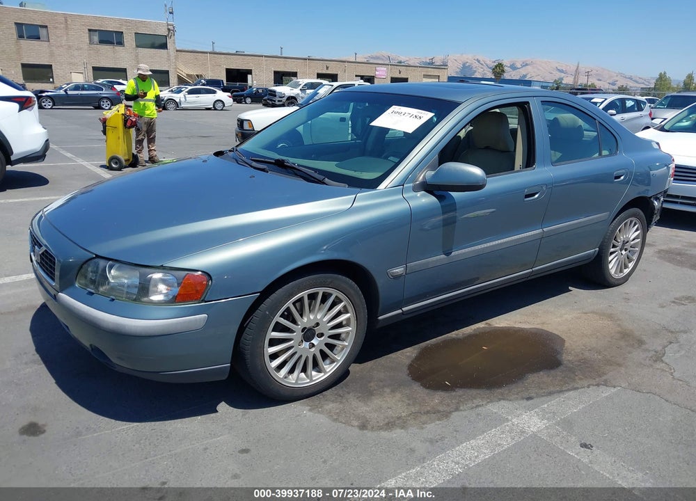 2002 VOLVO S60 AWD VIN: YV1RH58D022116580