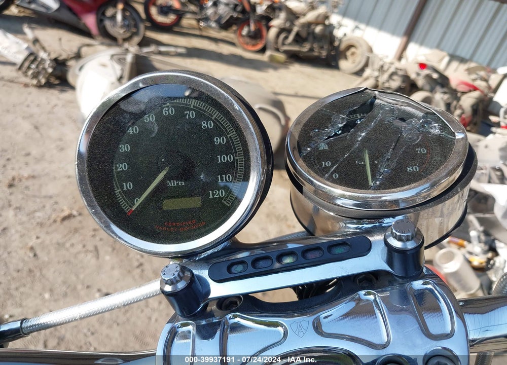 2001 HARLEY-DAVIDSON FXDXT VIN: 1HD1GLV121Y309229