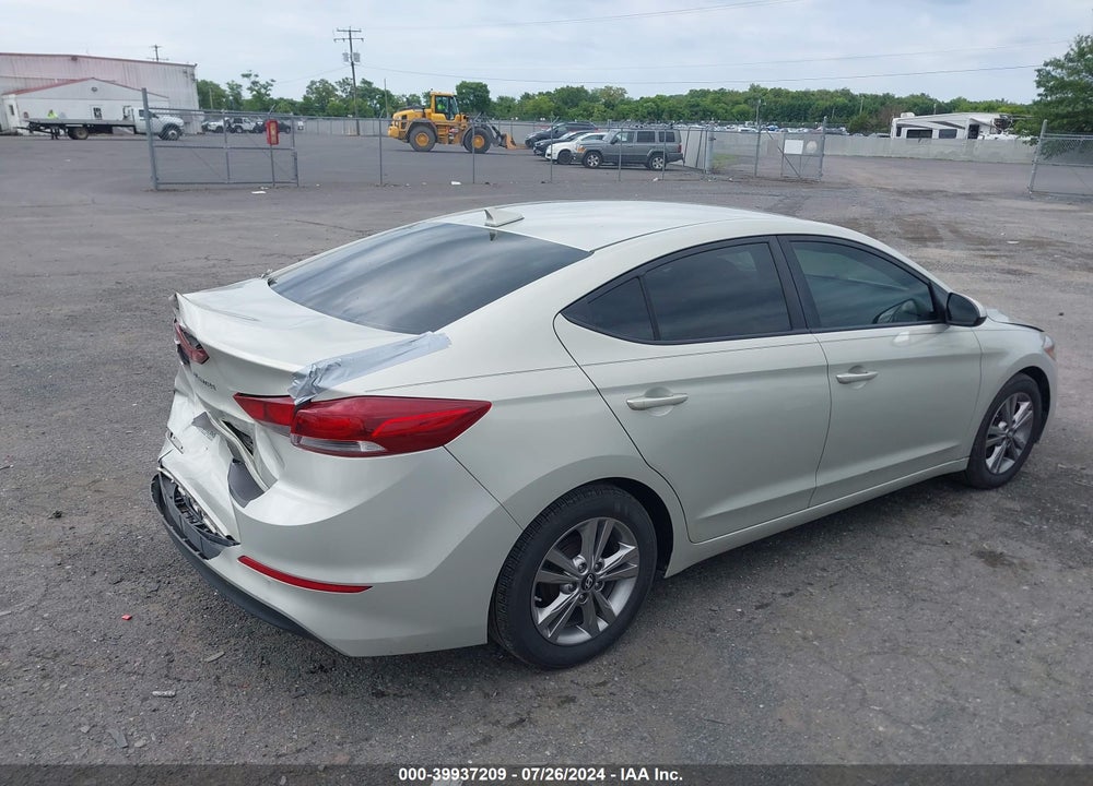 2017 HYUNDAI ELANTRA SE VIN: KMHD84LF0HU210258