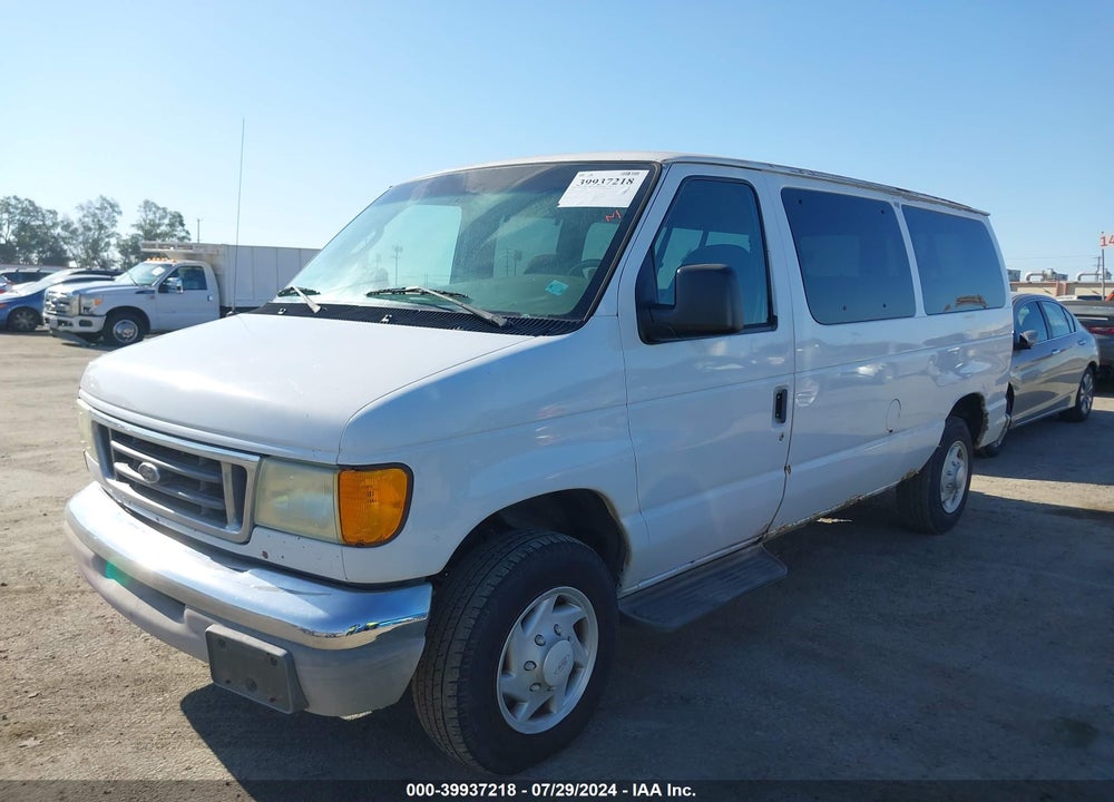 2004 FORD E-350 SUPER DUTY CHATEAU/XL/XLT VIN: 1FBNE31L44HA11161