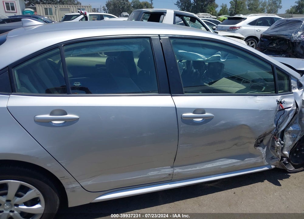 2022 TOYOTA COROLLA LE VIN: JTDEPMAE0NJ202910