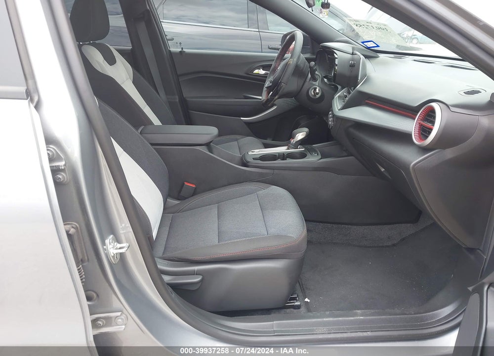 2024 CHEVROLET TRAX VIN: KL77LGE27RC132836