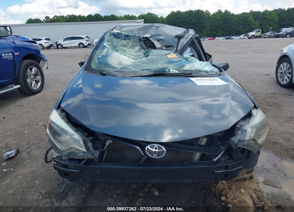 2015 TOYOTA COROLLA LE VIN: 5YFBURHE9FP206742