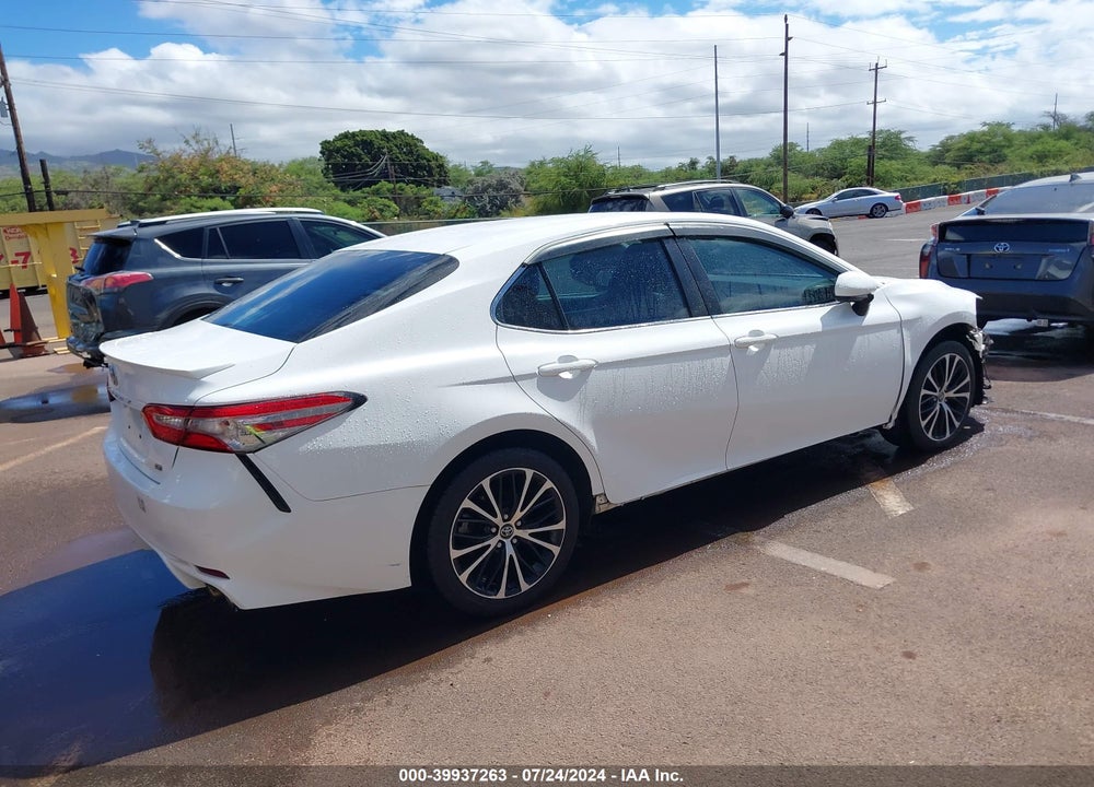 2019 TOYOTA CAMRY SE VIN: 4T1B11HK4KU257946