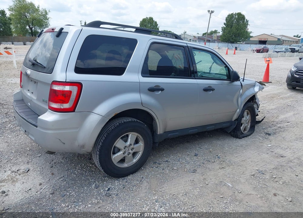 2010 FORD ESCAPE XLT VIN: 1FMCU0DGXAKD37396