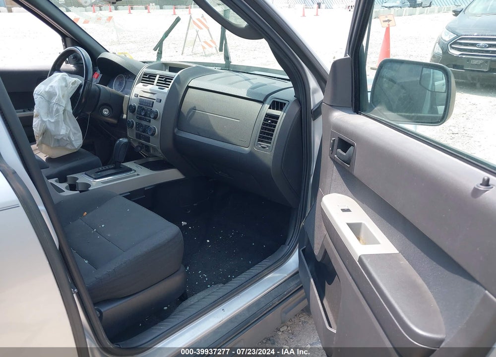 2010 FORD ESCAPE XLT VIN: 1FMCU0DGXAKD37396
