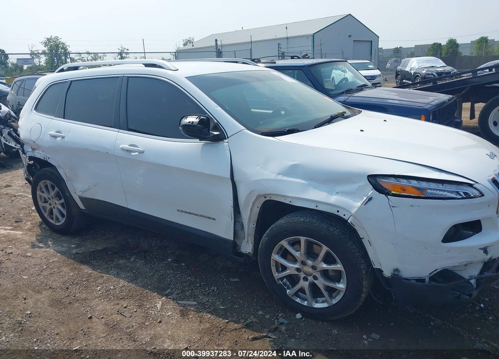 2015 JEEP CHEROKEE LATITUDE VIN: 1C4PJLCB0FW753592