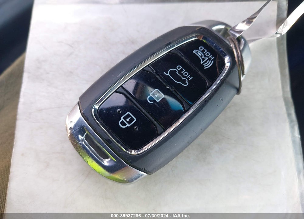 2021 HYUNDAI KONA SEL VIN: KM8K22AA2MU650979
