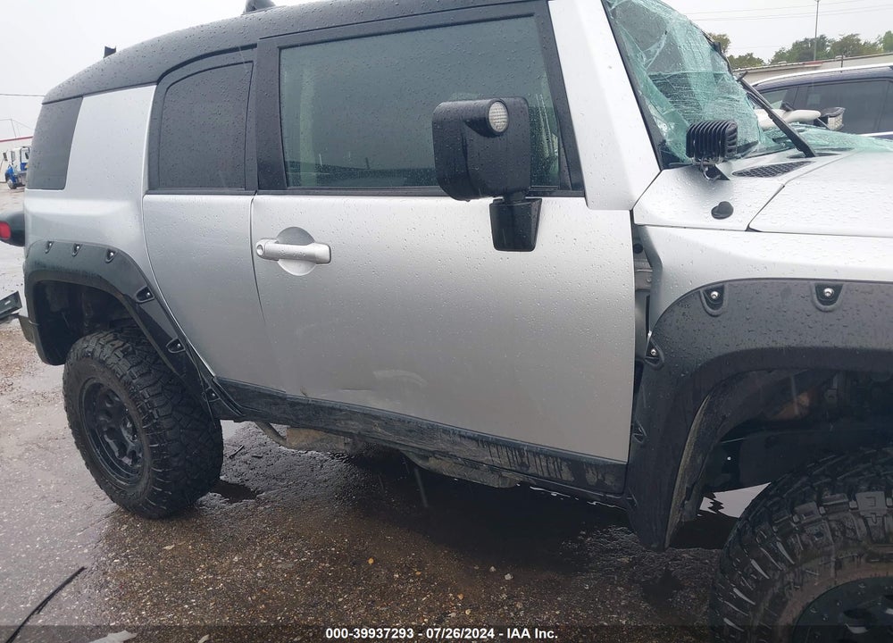 2008 TOYOTA FJ CRUISER VIN: JTEBU11F78K047303