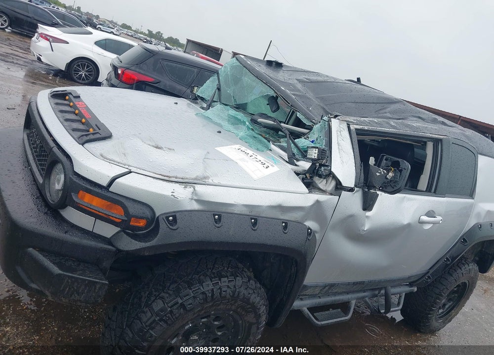 2008 TOYOTA FJ CRUISER VIN: JTEBU11F78K047303