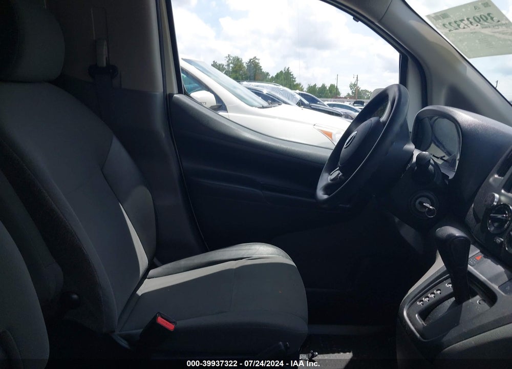 2017 NISSAN NV200 SV VIN: 3N6CM0KN4HK720056