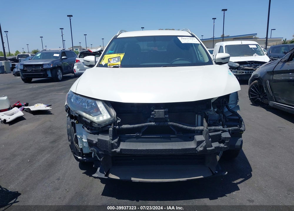 2018 NISSAN ROGUE SV VIN: JN8AT2MT5JW457983