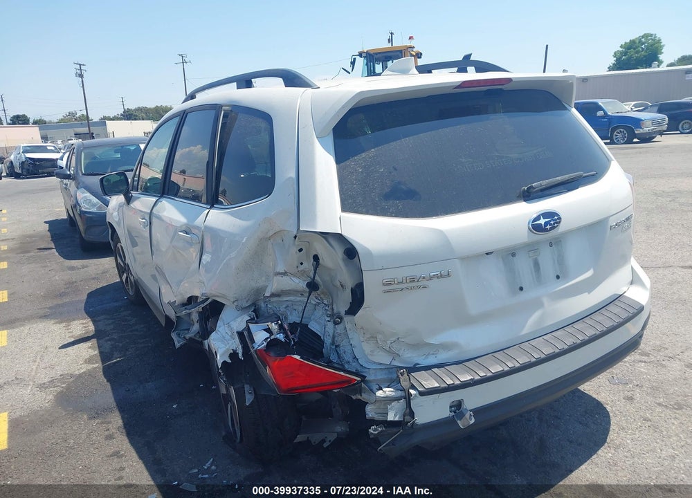 2017 SUBARU FORESTER 2.5I LIMITED VIN: JF2SJAJC5HH463108