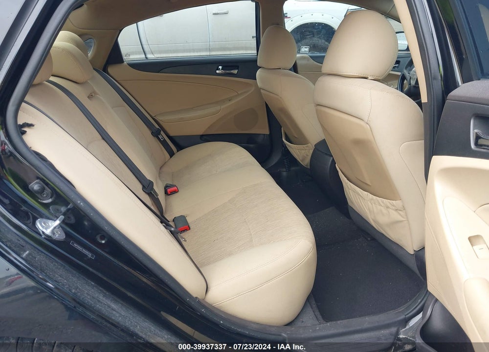 2013 HYUNDAI SONATA GLS VIN: 5NPEB4AC7DH555715