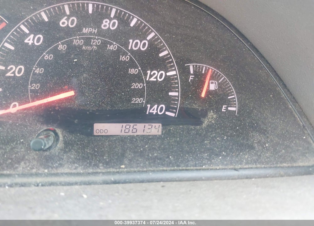 2005 TOYOTA CAMRY LE VIN: 4T1BE32K35U388346