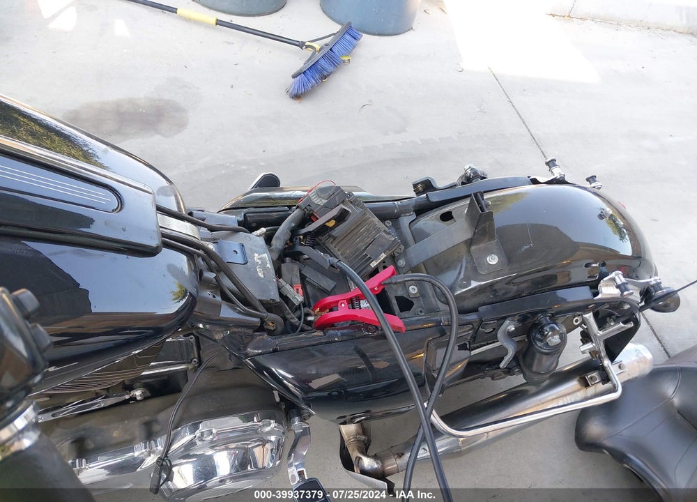 2013 HARLEY-DAVIDSON FLHX STREET GLIDE VIN: 1HD1KBM30DB627546