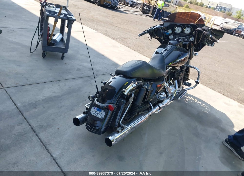 2013 HARLEY-DAVIDSON FLHX STREET GLIDE VIN: 1HD1KBM30DB627546