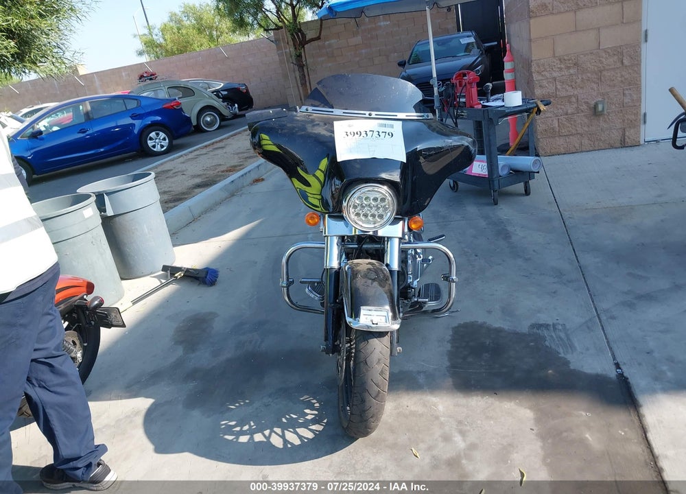 2013 HARLEY-DAVIDSON FLHX STREET GLIDE VIN: 1HD1KBM30DB627546