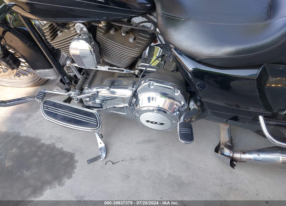 2013 HARLEY-DAVIDSON FLHX STREET GLIDE VIN: 1HD1KBM30DB627546