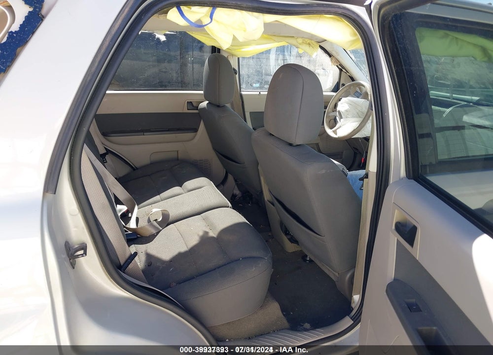 2009 FORD ESCAPE VIN: 1FMCU03769KA29087
