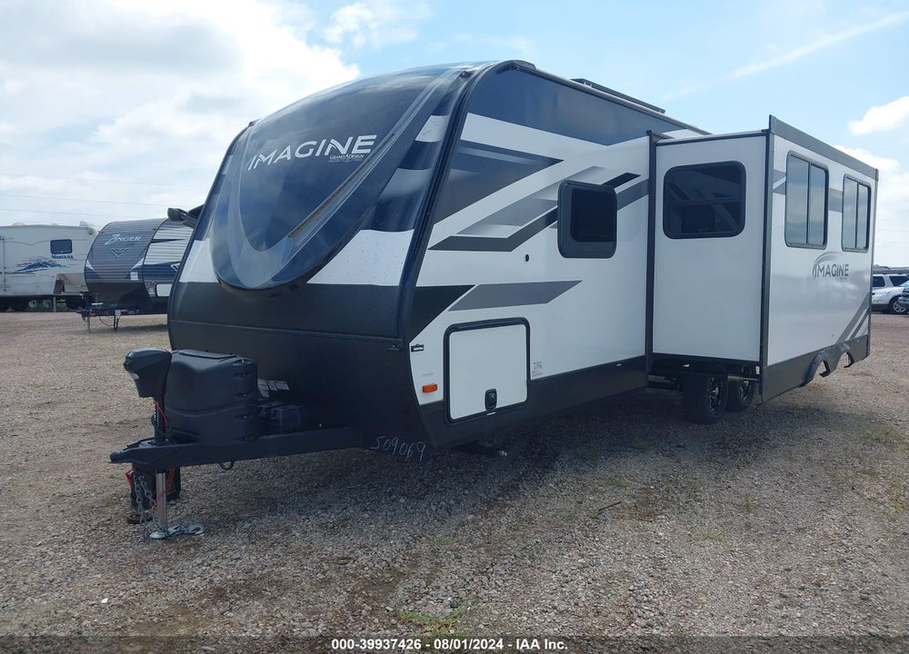 2022 GRAND DESIGN TRANSCEND VIN: 573TE3029N5509069