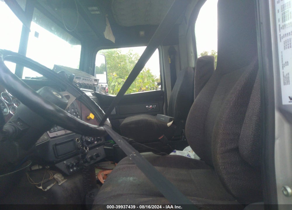 2019 WESTERN STAR 4700 SET FORWARD AXLE VIN: 5KKWAVDVXKLKL7296