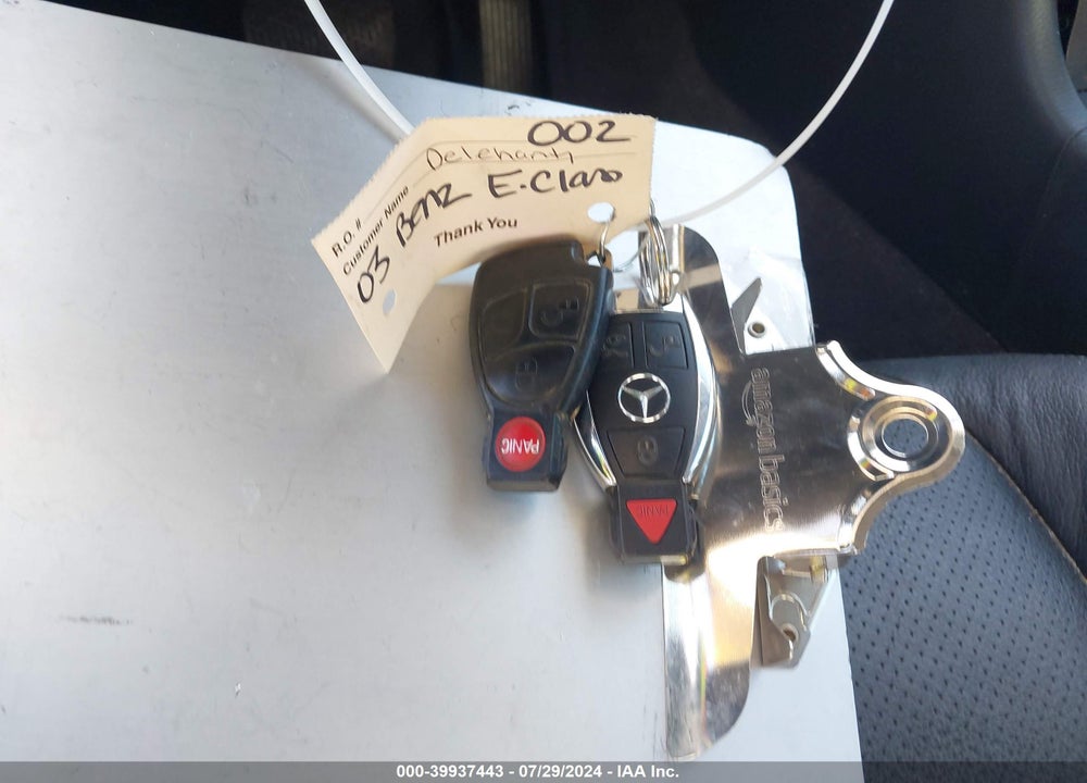 2003 MERCEDES-BENZ E 320 VIN: WDBUF65J23A242323