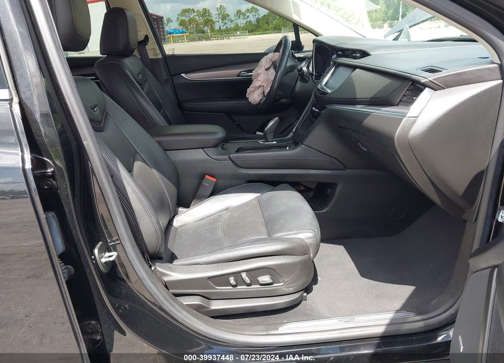 2017 CADILLAC XT5 LUXURY VIN: 1GYKNDRSXHZ205493