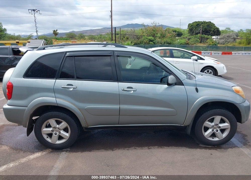 2005 TOYOTA RAV4 VIN: JTEHD20VX56045736