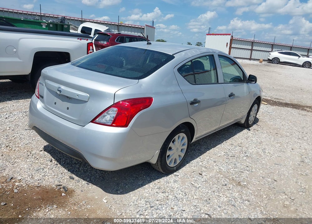 2015 NISSAN VERSA 1.6 S+ VIN: 3N1CN7AP5FL947519