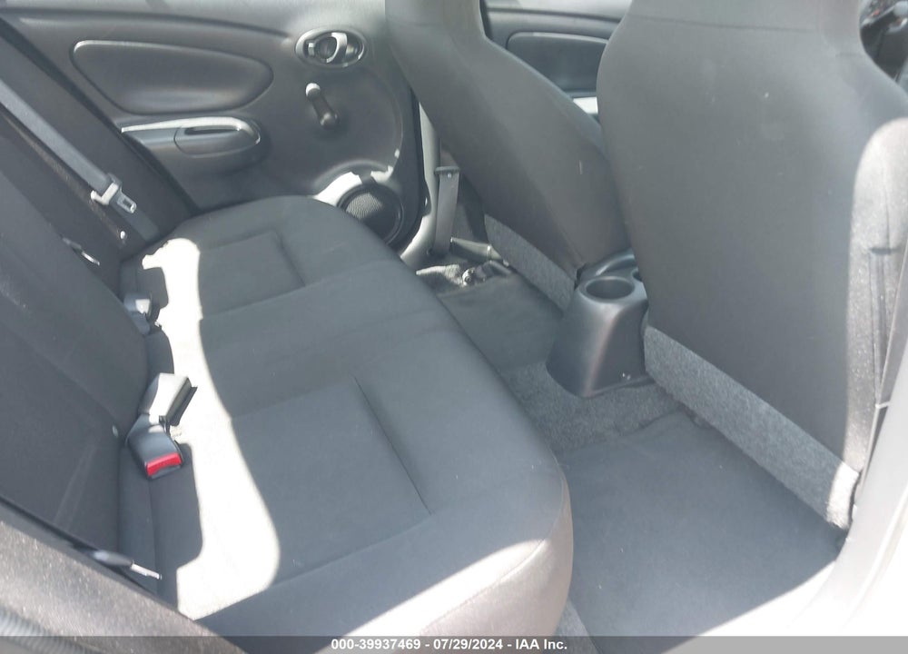 2015 NISSAN VERSA 1.6 S+ VIN: 3N1CN7AP5FL947519