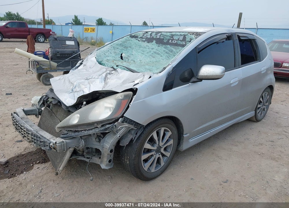 2012 HONDA FIT SPORT VIN: JHMGE8G57CC002734