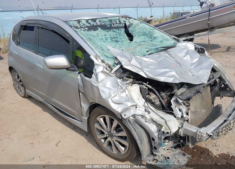 2012 HONDA FIT SPORT VIN: JHMGE8G57CC002734