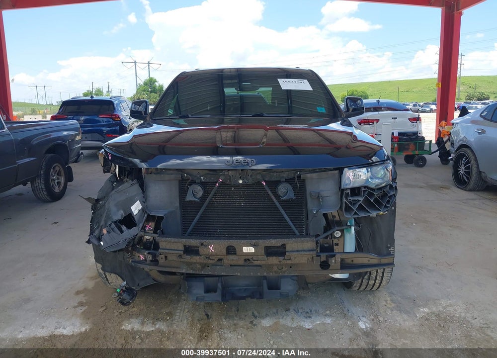 2018 JEEP GRAND CHEROKEE ALTITUDE 4X2 VIN: 1C4RJEAG1JC111895