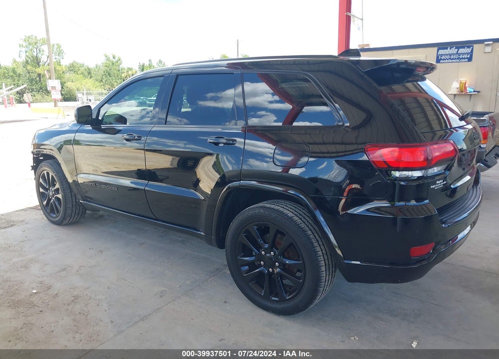 2018 JEEP GRAND CHEROKEE ALTITUDE 4X2 VIN: 1C4RJEAG1JC111895