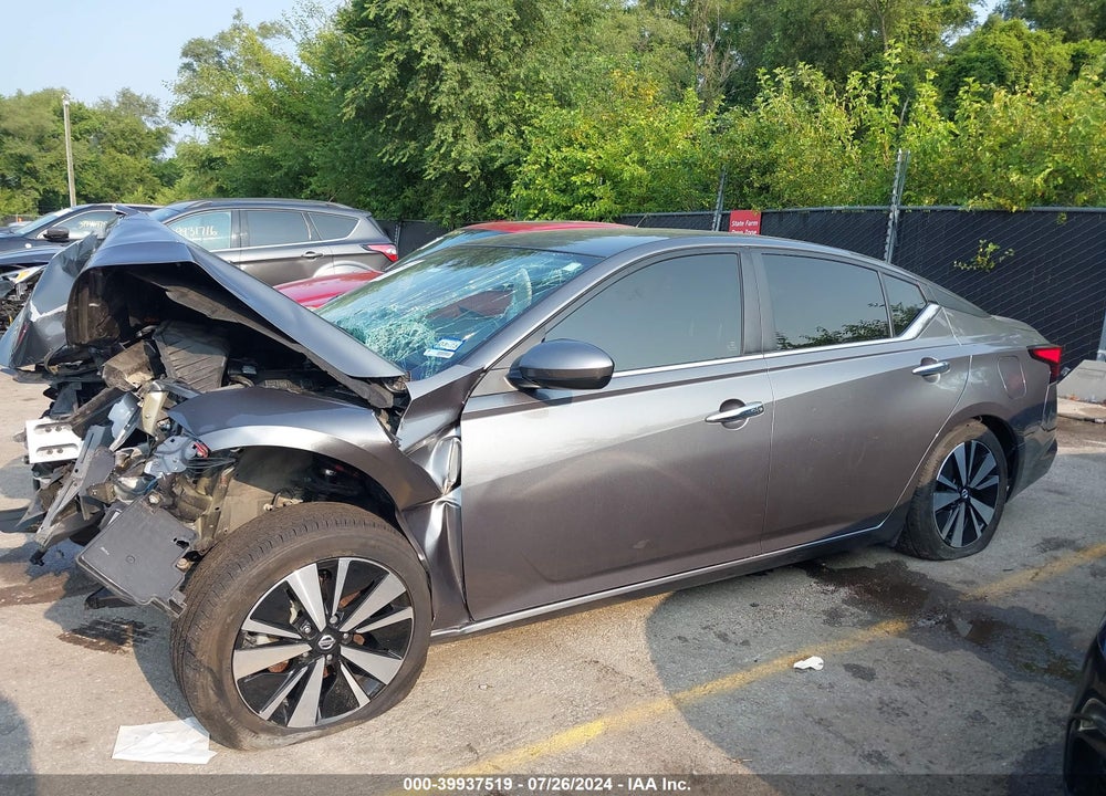 2022 NISSAN ALTIMA SV FWD VIN: 1N4BL4DV2NN331577