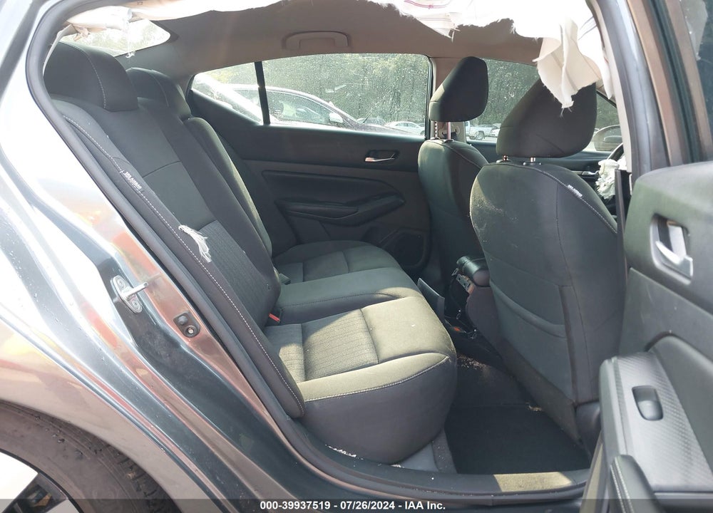 2022 NISSAN ALTIMA SV FWD VIN: 1N4BL4DV2NN331577