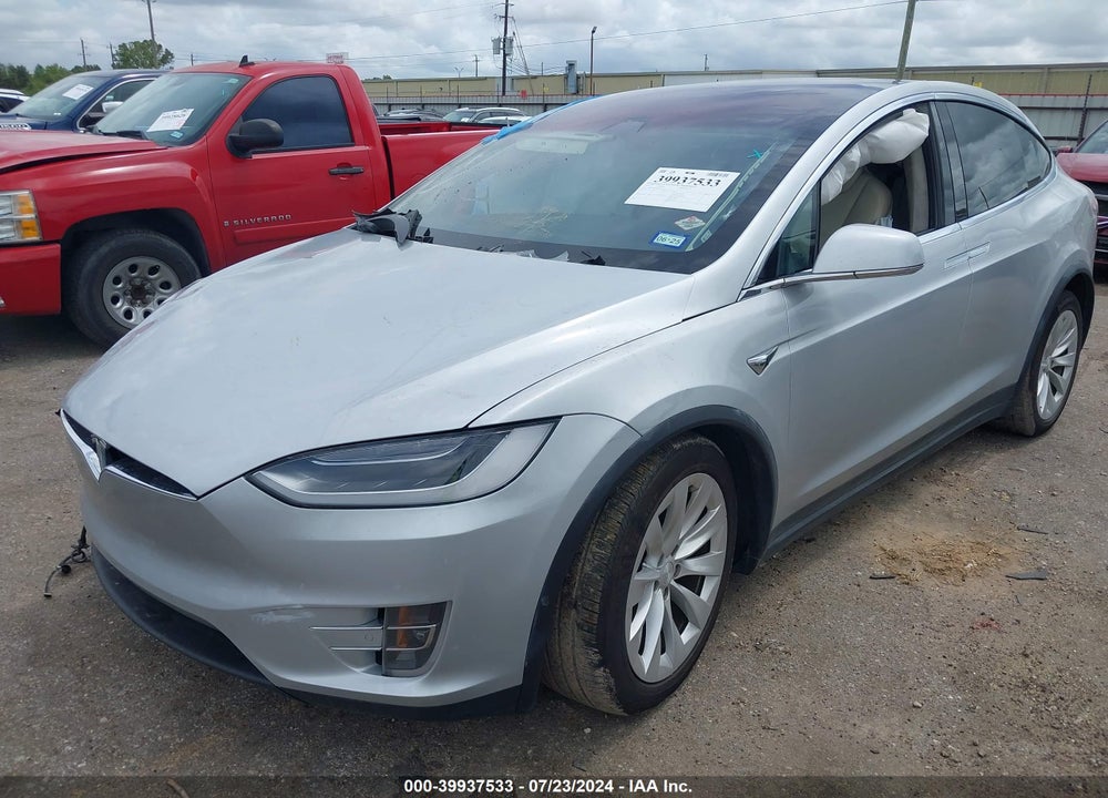 2018 TESLA MODEL X 100D/75D/P100D VIN: 5YJXCDE24JF102587