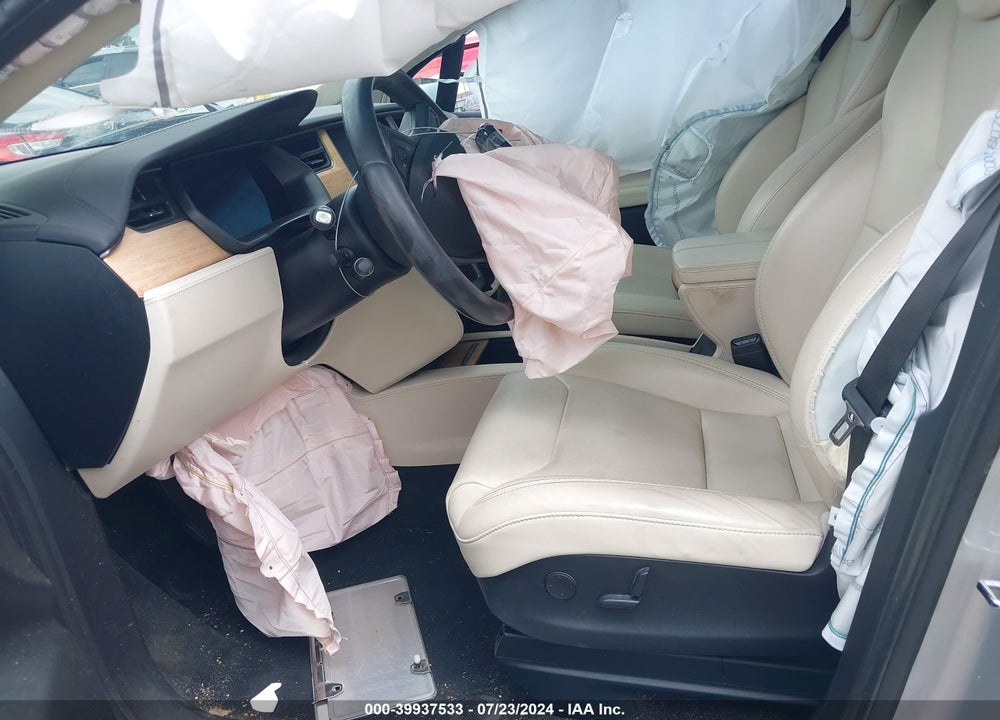 2018 TESLA MODEL X 100D/75D/P100D VIN: 5YJXCDE24JF102587