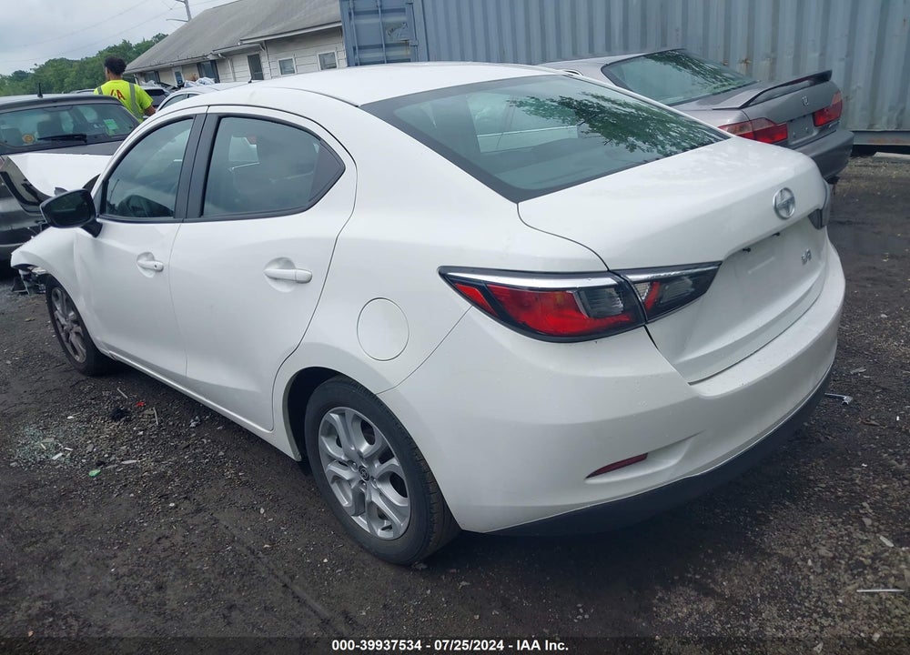 2016 SCION IA VIN: 3MYDLBZV6GY133110