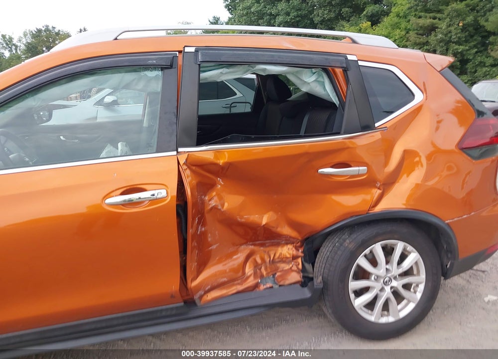 2019 NISSAN ROGUE SV VIN: 5N1AT2MV1KC782559