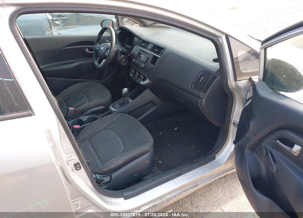 2015 KIA RIO LX VIN: KNADM4A33F6528009