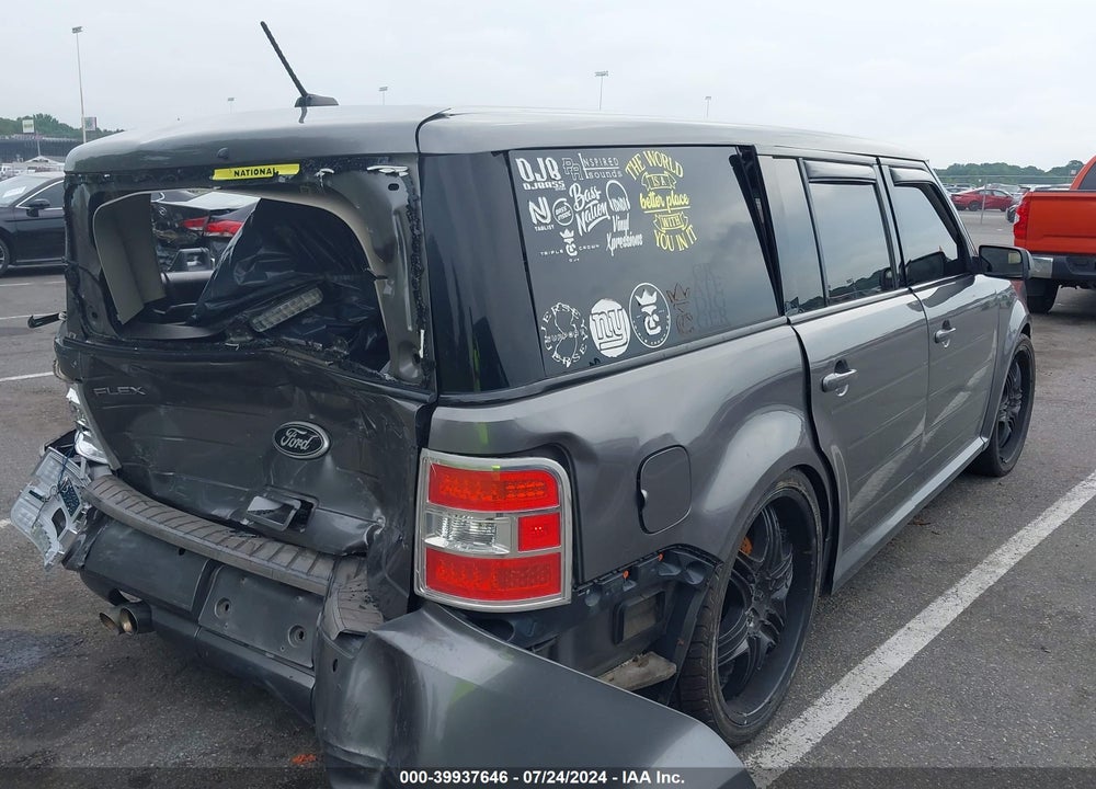 2009 FORD FLEX SE VIN: 2FMDK51C99BA18022