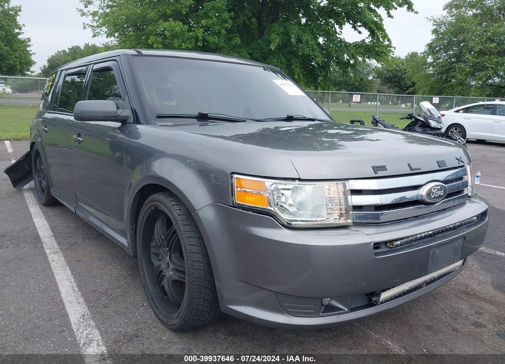 2009 FORD FLEX SE VIN: 2FMDK51C99BA18022