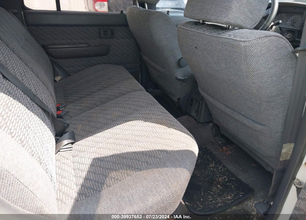 1993 TOYOTA 4RUNNER VN39 SR5 VIN: JT3VN39W7P0107576